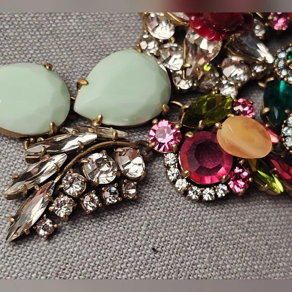 [J. CREW] Rare Vintage Multi Color Crystal Bib Statement Necklace □■ Rose Accent - Picture 8 of 16